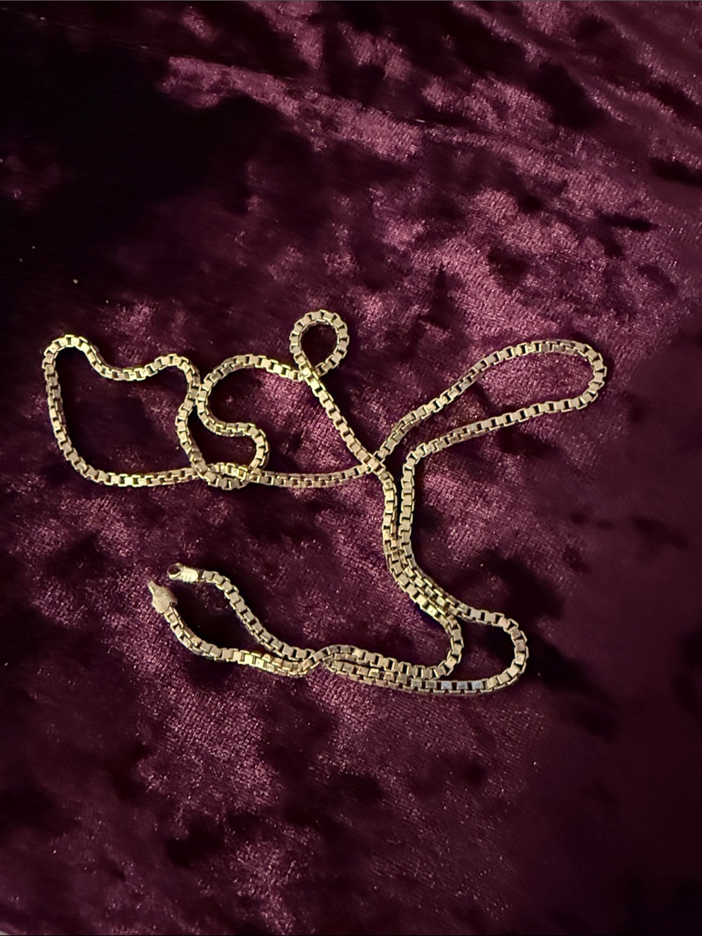 Gold-Tone Box Chain Necklace - 14k marked 585 the clasp broke 20inch I think
